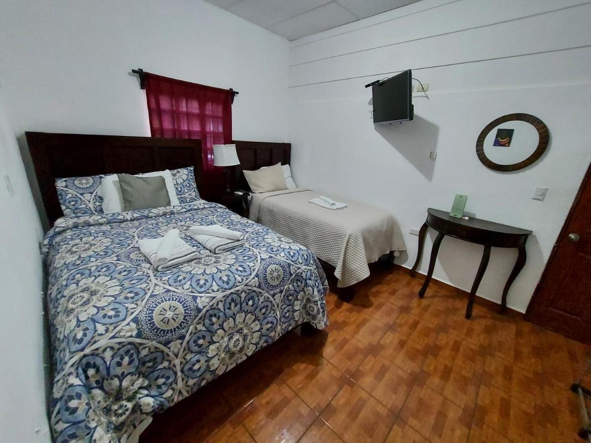 Hotel & Restaurant Fleur De Lis Concepción de Ataco Esterno foto